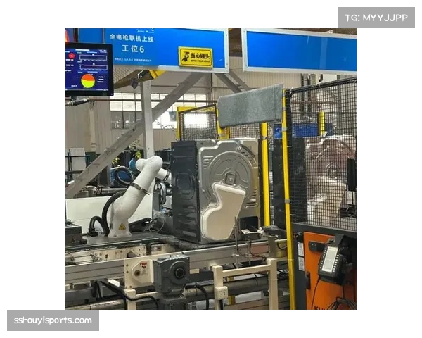 恩波利主场启用新型饮料贩卖机器人,可依据比赛进程自动调整移动路线 恩波利主场启用新型饮料贩卖机器人,可依据比赛进程自动调整移动路线